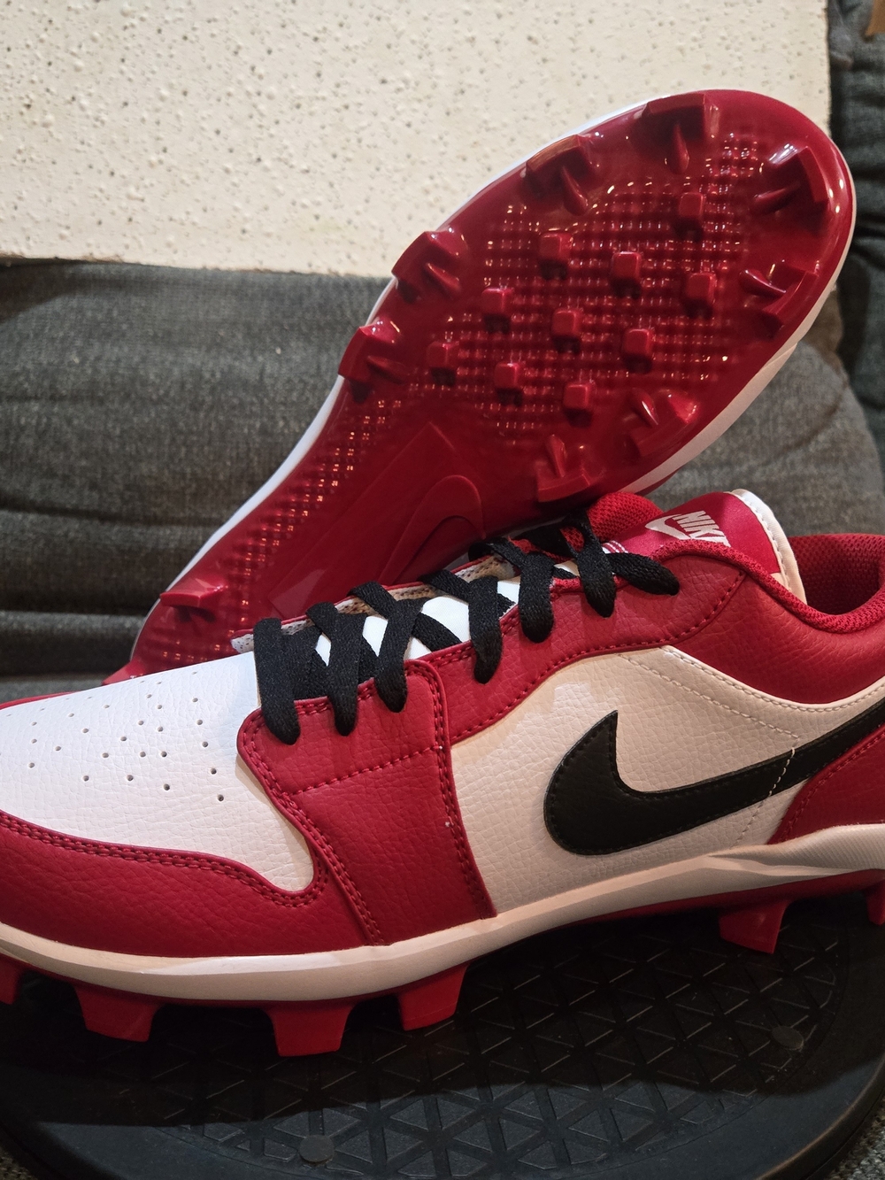 🔥Jordan Retro 1 Cleats